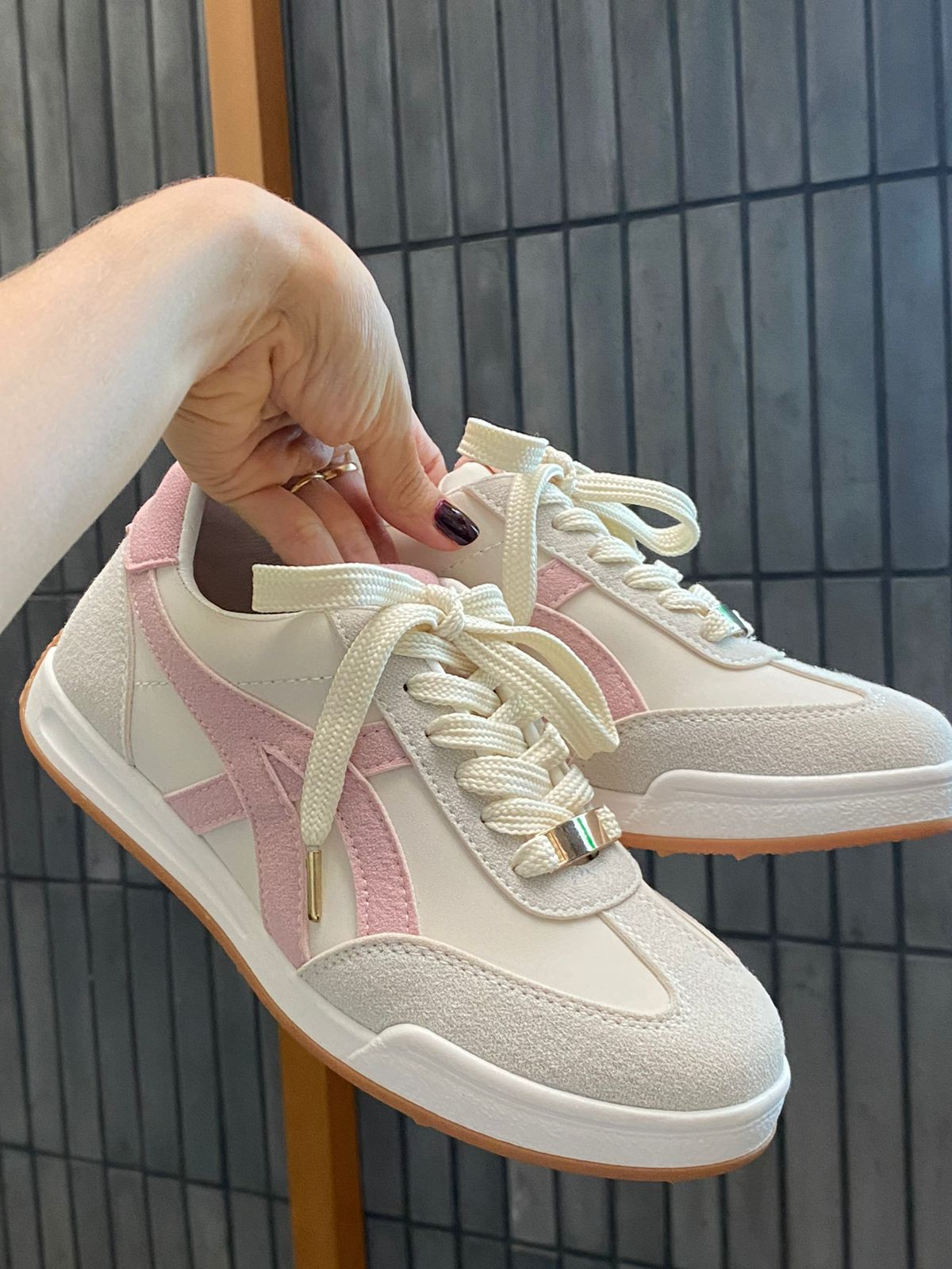Tenis Rosa & Rojo Edición Especial